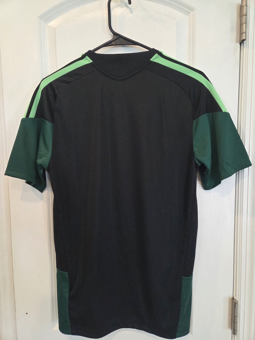 Mexico Training Soccer Jersey - Picture 5 of 7